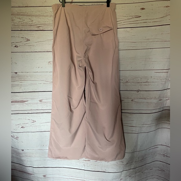 Halara Mid Rise Drawstring Multiple Pockets Casual Cargo Joggers Size Small - Picture 4 of 6